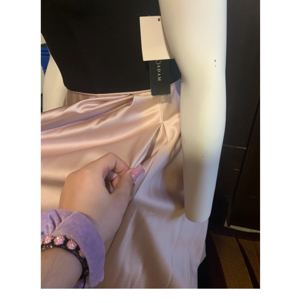 Prom dress - Picture 2 of 4